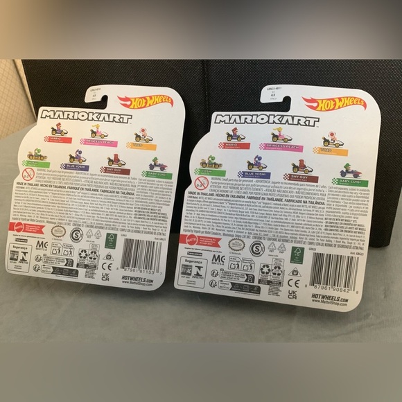 Hot Wheels MARIOKART: TOAD & BLUE YOSHI - Picture 2 of 4